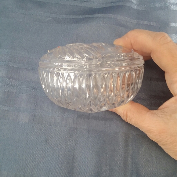 Vintage Anna Hurts Bleikristall Heart Trinket Box - Picture 4 of 5